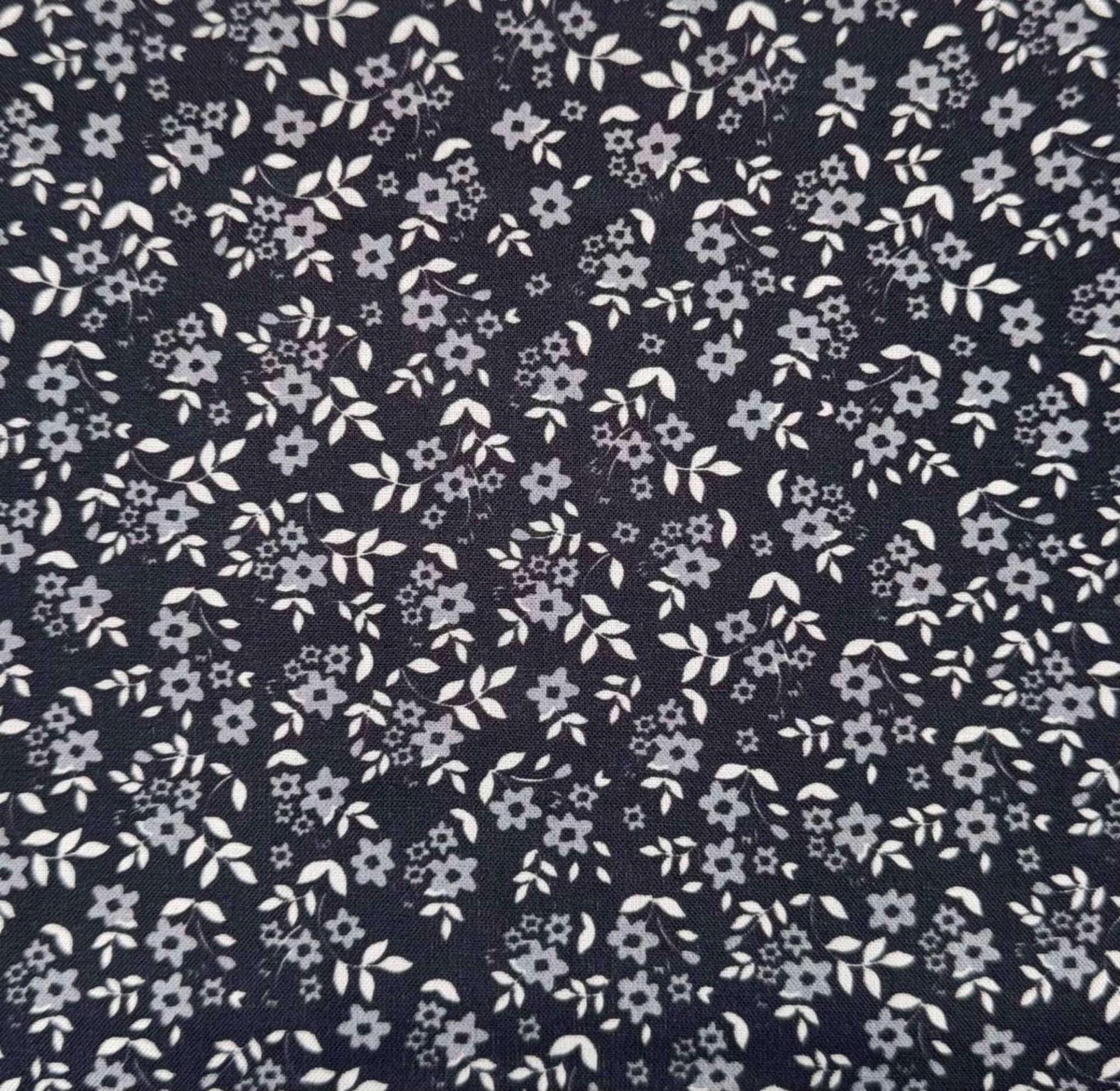 Tissu coton noir imprimé fleurs